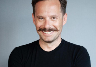 Γιώργος Πυρπασόπουλος: Αποκάλυψε ποιο είναι το φύλο του μωρού που περιμένει η σύντροφός του