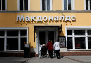 Ρωσία: «Παράθυρο» εθνικοποιήσεων από Πούτιν για τις εταιρίες που εγκαταλείπουν τη χώρα