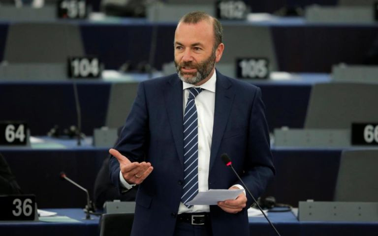 Ε.Ε: Η Ουκρανία είναι ευπρόσδεκτη ανέφερε ο επικεφαλής της ΚΟ του ΕΛΚ Μάνφρεντ Βέμπερ