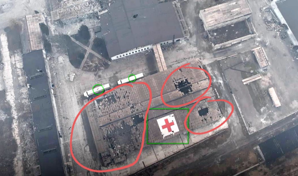 Ουκρανία: Κτίριο του Ερυθρού Σταυρού έγινε στόχος ρωσικών βομβαρδισμών στη Μαριούπολη