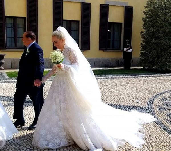 Σίλβιο Μπερλουσκόνι: Παντρεύτηκε την κατά 53 χρόνια νεότερή του αλλά τα παιδιά του είναι έξαλλα για την περιουσία