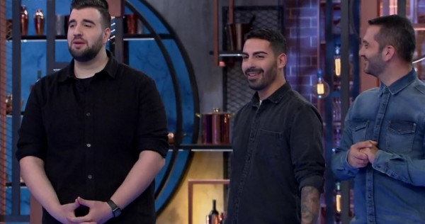 MasterChef: Βαρθαλίτης και Σταυρής επέστρεψαν στον «τόπο του εγκλήματος» και το Twitter πήρε «φωτιά»