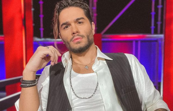 Χρήστος Μάστορας: Συγκλονίζει η ανάρτησή του για τον πόλεμο στην Ουκρανία