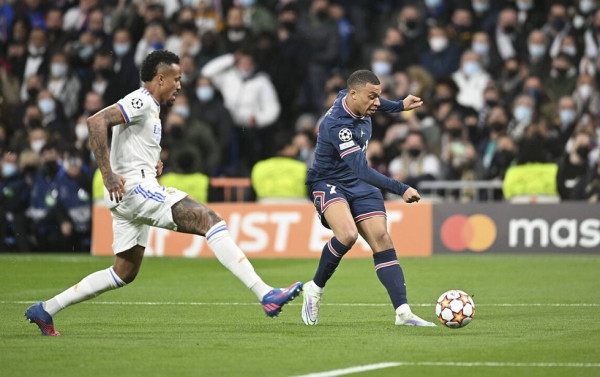 Το έκανε ξανά ο Εμπαπέ: «Κάρφωσε» τη Ρεάλ και στο Μπερναμπέου (vid)