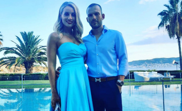 Ελεονώρα Μελέτη: Αποκάλυψε ότι νοίκιασε ξεχωριστό δωμάτιο στις πρώτες της διακοπές με τον Θοδωρή Μαροσούλη