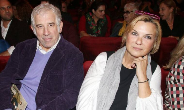 Πέτρος Φιλιππίδης: «Κόλαφος» η σύζυγός του για την καταγγέλλουσα – «Τον έπαιρνε τηλέφωνο»