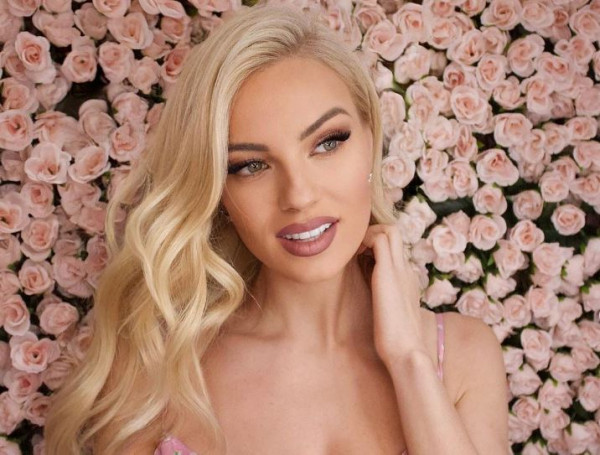 Θετική στον κοροναϊό η Τζούλια Νόβα