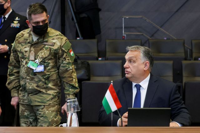 Πόλεμος στην Ουκρανία: Συνάντηση της Ομάδας του Βίσεγκραντ – Θα στείλει όπλα η Ουγγαρία;