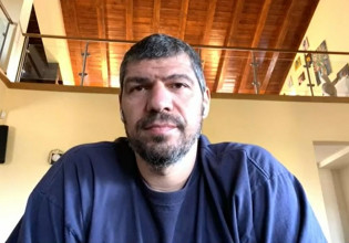 Λάζαρος Παπαδόπουλος: Υπάρχει τεράστια οργή στη Ρωσία – Kανείς δεν θέλει τον Βλάντιμιρ Πούτιν