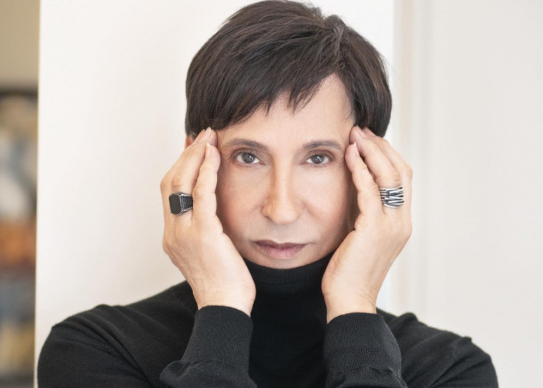 Δημήτρης Παπάζογλου: «O Βασίλης Μπισμπίκης ξέρει τη σεξουαλικότητα στις ψυχές των ανθρώπων»