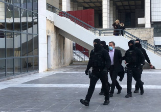 Λιγνάδης: Έφτασε στα δικαστήρια – Συνεχίζεται και σήμερα η δίκη