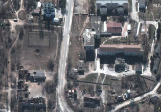 Ουκρανία: Κατεστραμμένο το κέντρο του Ιζιούμ κοντά στο Χάρκοβο – Το περικυκλώνουν οι Ρώσοι