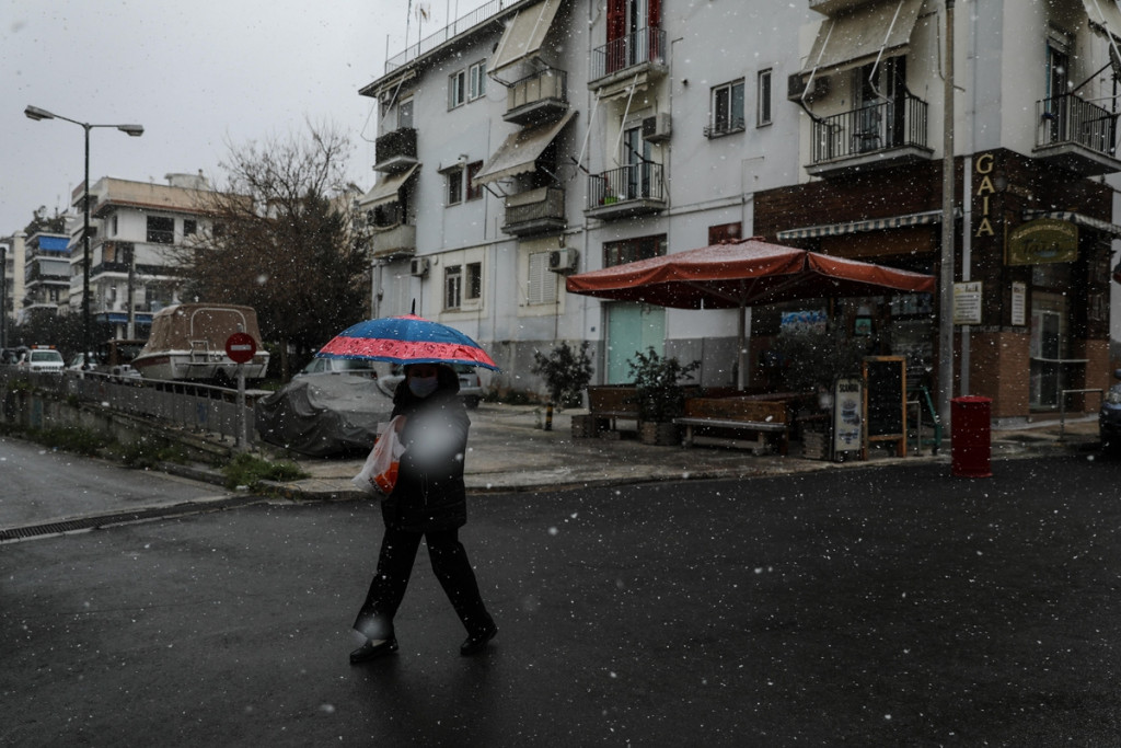 Κακοκαιρία «Φίλιππος»: Δύο θερμαινόμενες αίθουσες ανοίγει από αύριο Πέμπτη ο Δήμος Αθηναίων
