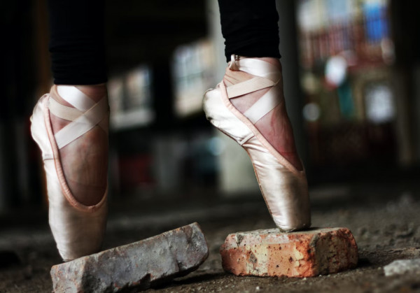 Ουκρανία: Άφησαν πουέντ, ρακέτες και γάντια και έπιασαν τα καλάσνικοφ – Διάσημοι αθλητές στον πόλεμο