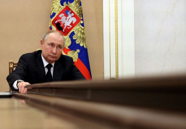 Βλαντίμιρ Πούτιν: Οι πράξεις του δεν βγάζουν νόημα - Αυτό είναι και το όπλο του