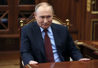 Ο απρόβλεπτος Πούτιν: Νόμιζε ότι την χωρίζει και της έδωσε δαχτυλίδι