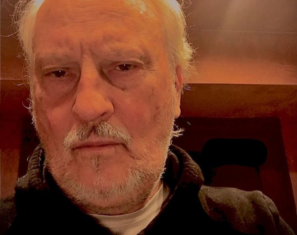 Ρόμπερτ Ουίλιαμς: Ώρες αγωνίας για τον τραγουδιστή – Δίνει μάχη για την υγεία του