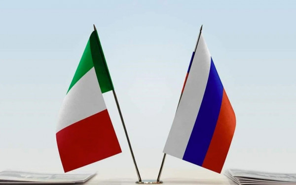 Ρωσία κατά του Ιταλού υπουργού Άμυνας: «Μας ζήταγε βοήθεια για τον κοροναϊό και τώρα είναι από τα μεγαλύτερα γεράκια…»