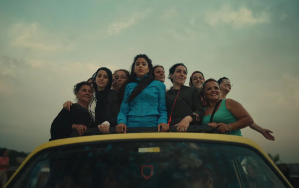 «Γιατί Πουλί Μ’»: Η Μαρίνα Σάττι παρουσιάζει την εκδοχή της στο θρακιώτικο μοιρολόι