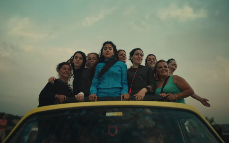 «Γιατί Πουλί Μ’»: Η Μαρίνα Σάττι παρουσιάζει την εκδοχή της στο θρακιώτικο μοιρολόι