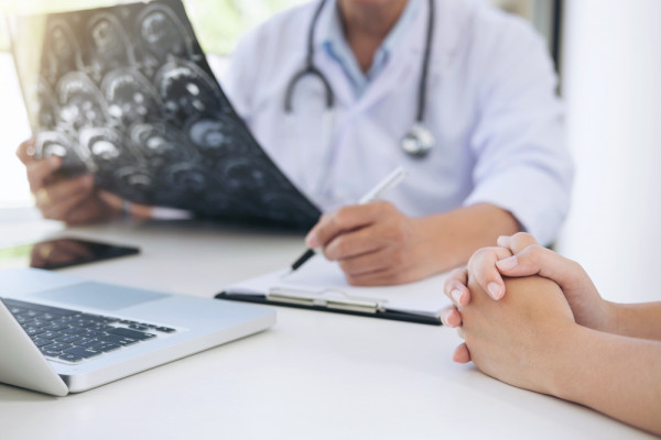 Ύφεση μέχρι και 70% σε αιματολογικές κακοήθειες από τα CAR-T