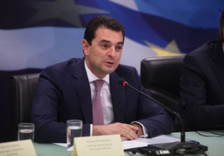 Σκρέκας: Θα συνεχίζουμε να στηρίζουμε τα νοικοκυριά και τις επιχειρήσεις