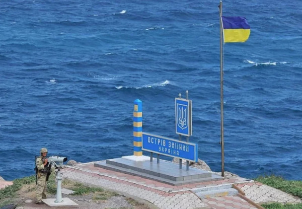 Φιδονήσι: Απελευθερώθηκαν σε ανταλλαγή αιχμαλώτων οι Ουκρανοί ναύτες που είχαν συλληφθεί