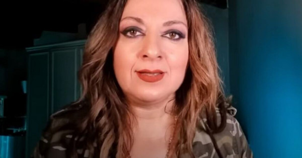 Απίστευτο ξέσπασμα της Σοφίας Μουτίδου: “Δεν με αφήνουν να δω τον πατέρα μου”