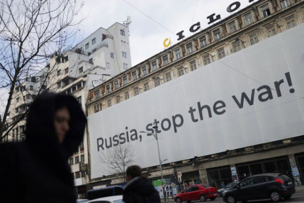 Πόλεμος στην Ουκρανία: Διπλωματικός πυρετός εν μέσω βομβαρδισμών