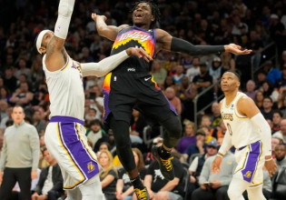 Μια ακόμη… σφαλιάρα για τους Λέικερς από τους Σανς, νίκη για τους Γκρίζλις