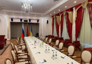 Πόλεμος στην Ουκρανία: Στις 10:30 το πρωί ο 4ος γύρος διαπραγματεύσεων – Νέο δραματικό μήνυμα Ζελένσκι