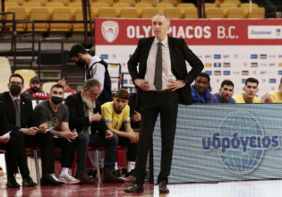 Ο Μίλαν Τόμιτς αποθεώνει τον Ολυμπιακό