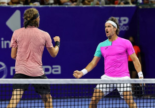 Πρεμιέρα με διπλό στο Μαϊάμι για τον Τσιτσιπά