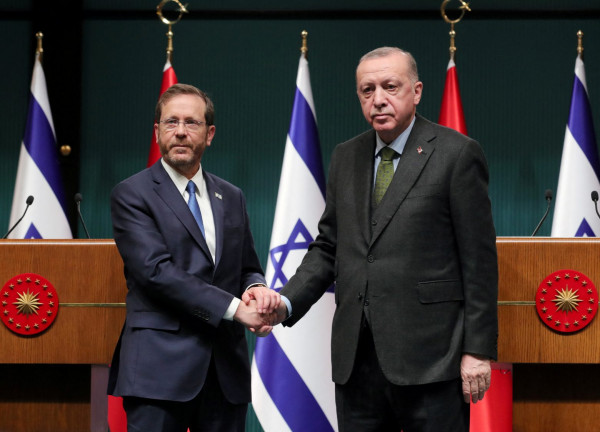 Τουρκικά ΜΜΕ: Λογόκριναν ακόμα και την επίσκεψη του προέδρου του Ισραήλ στην Τουρκία
