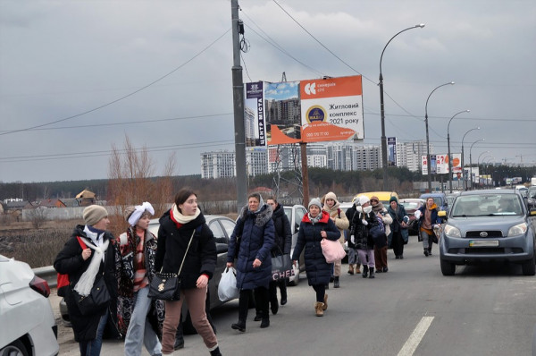 Ουκρανία: Η ζωή κάτω από τις βόμβες στη Μαριούπολη – Η σπαρακτική μαρτυρία μέλους των Γιατρών Χωρίς Σύνορα