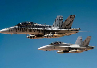 ΗΠΑ: Μετακινούν επιπλέον στρατεύματα και μαχητικά αεροσκάφη στην ανατολική Ευρώπη