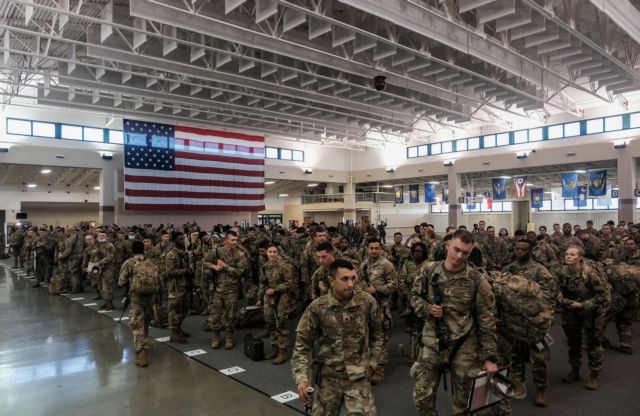 Πόλεμος στην Ουκρανία: Μήνυμα στήριξης του αρχηγού των ΕΔ των ΗΠΑ στο Κίεβο