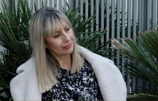 Βίκυ Βολιώτη: «Ο πατέρας μου πριν φύγει από τη ζωή μού είχε γράψει μια επιστολή»