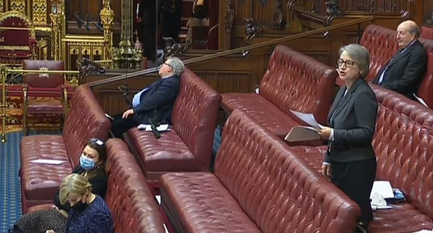 Βρετανία: Βουλευτής έγειρε και αποκοιμήθηκε την ώρα της συνεδρίασης της βουλής