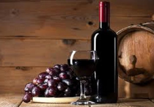 Εμπόριο: Ισχυρές επιδόσεις για κρασί – Μικρές αποδόσεις σε χοιρινό, γαλακτοκομικά, σιτάρι