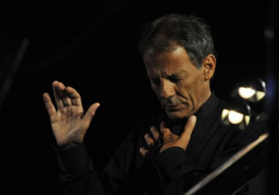 Σταύρος Ξαρχάκος: Στο τέλος υπάρχει πάντα το Αιγαίο