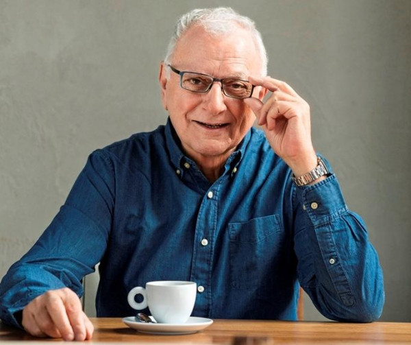 Κώστας Χαρδαβέλλας για Αγγελική Νικολούλη: «Η μαθήτρια ξεπέρασε τον δάσκαλο» – Τι είπε για τα παιδιά στην Πάτρα