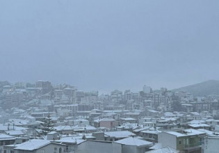 Κακοκαιρία Φίλιππος: Στα λευκά «ντύθηκε» η Σκιάθος- Εντυπωσιακές εικόνες