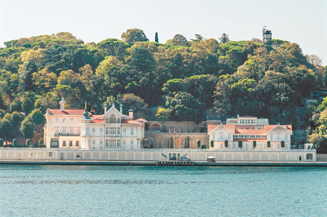 Φανάρι: Από το Βυζάντιο έως το «Εχει γεια, Παναγιά»