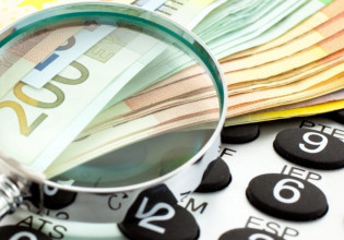 Έρευνα της ΓΣΕΒΕΕ: Για 4 στα 10 νοικοκυριά ο μισθός εξανεμίζεται μέχρι τις 19 του μήνα