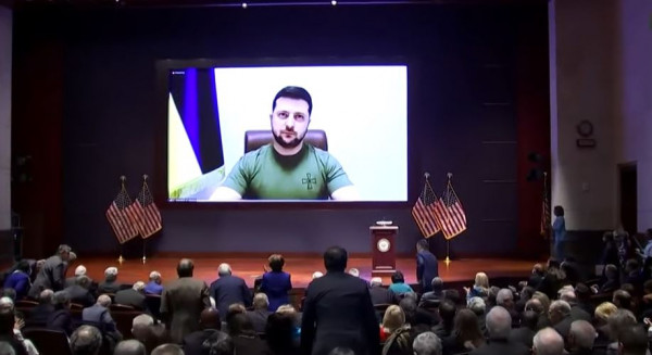 Πόλεμος στην Ουκρανία: Live η ομιλία Ζελένσκι στο αμερικανικό Κογκρέσο