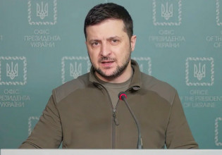 Ζελένσκι: «Σκληρή αντιπαράθεση» αλλά και σημάδια προόδου στις συνομιλίες με τη Ρωσία