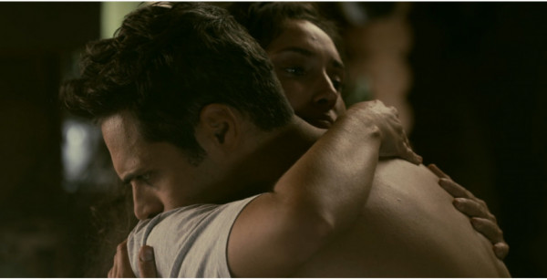 Σκοτεινή Θάλασσα: Σμαρώ και Χρήστος αποφασίζουν να κάνουν έρωτα αλλά…