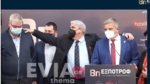 Χαμός στο Twitter με την παρουσία Κεδίκογλου σε έκθεση τροφίμων – «Μεθυσμένος ή σε ευθυμία»