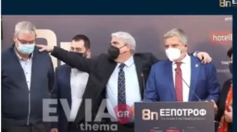 Χαμός στο Twitter με την παρουσία Κεδίκογλου σε έκθεση τροφίμων – «Μεθυσμένος ή σε ευθυμία»